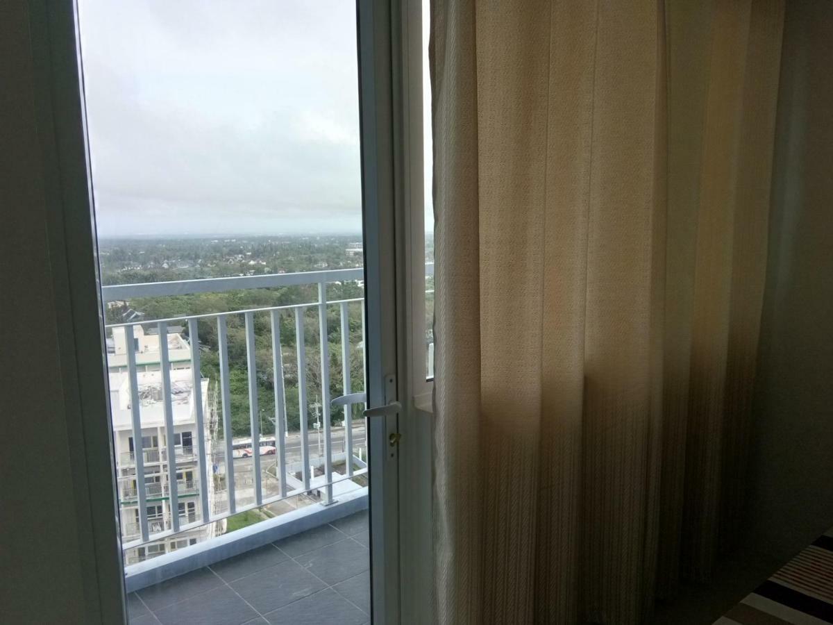 Wind Residences By Smco Tagaytay City Buitenkant foto